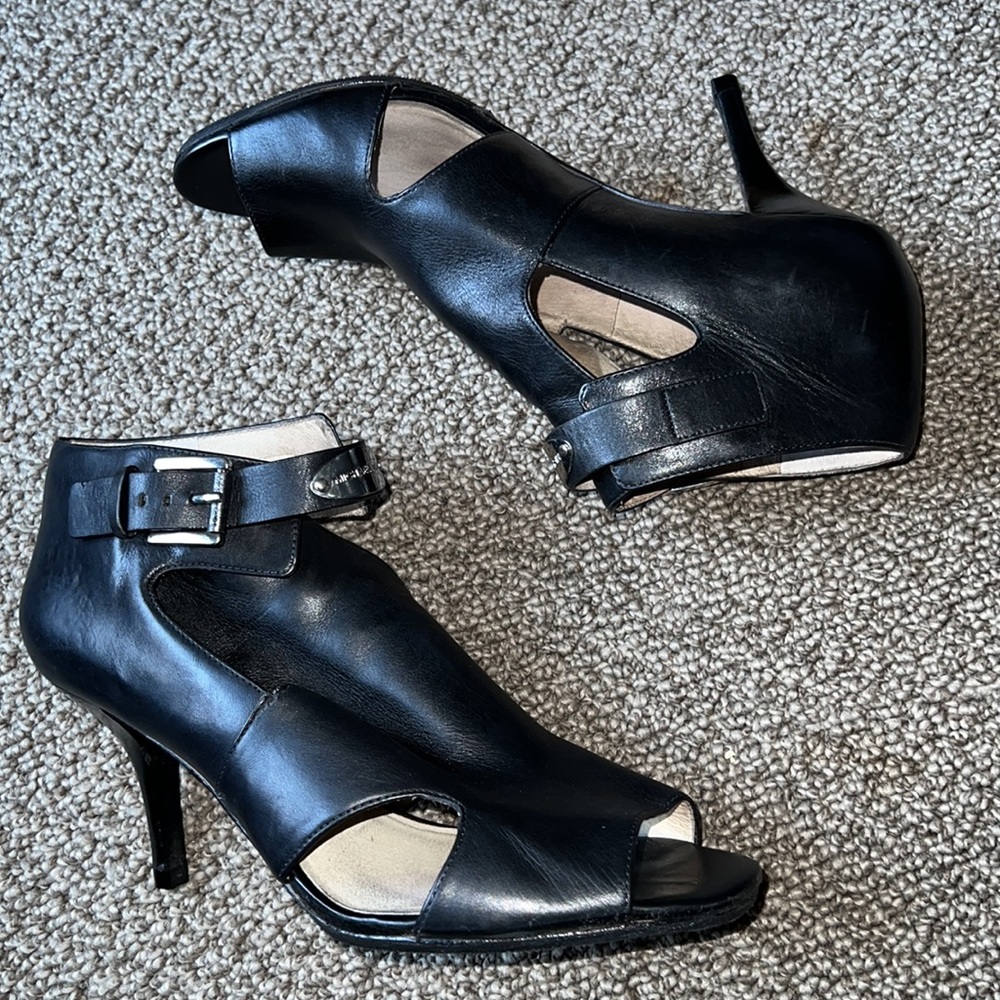 Michael Kors Plate Bootie Black Leather Size 11M